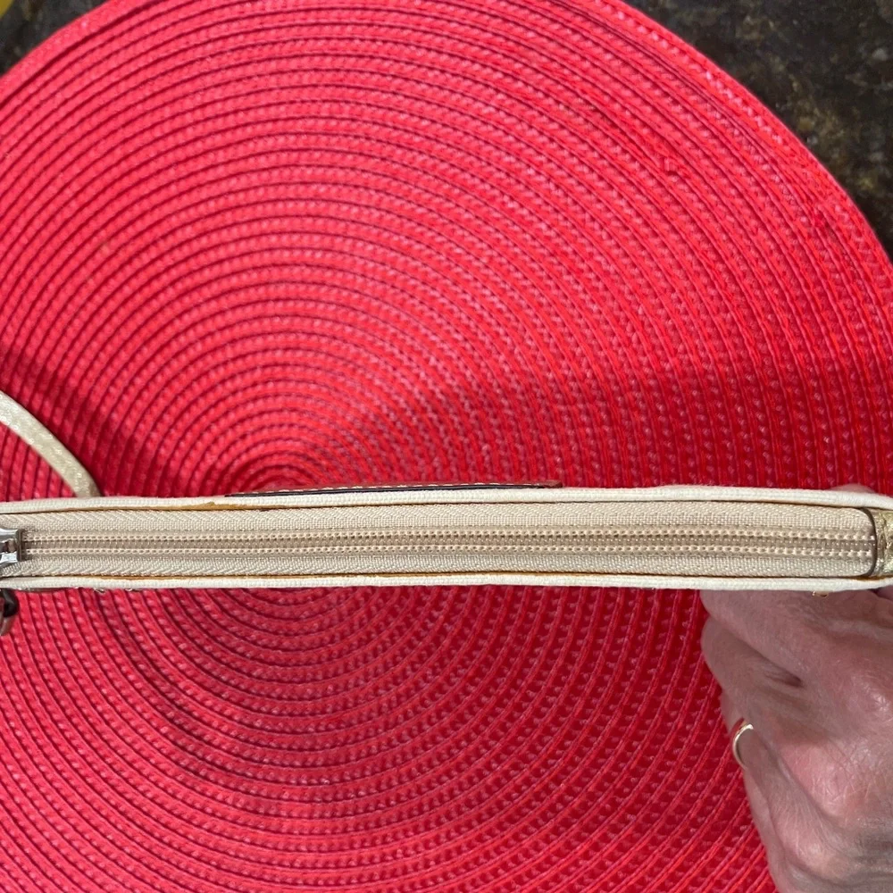 Coach vintage wristlet - Picture 4 of 6